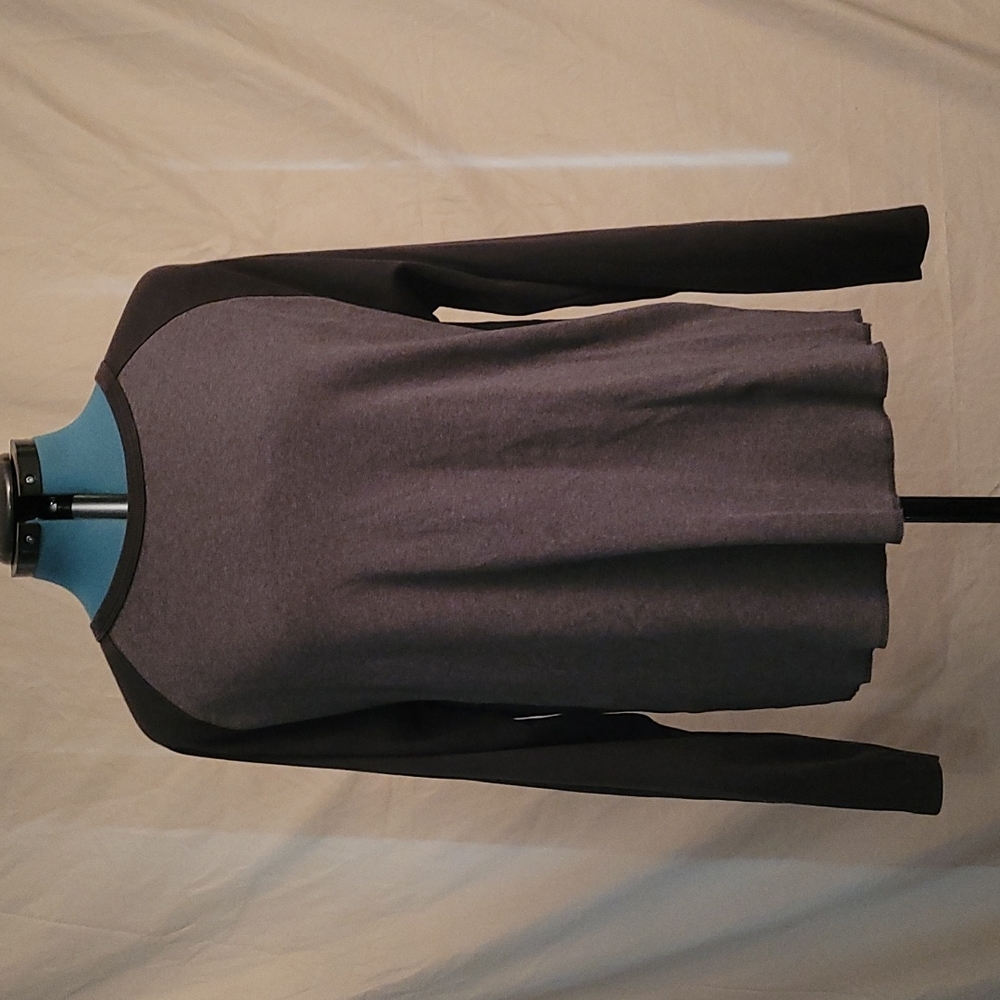 GAP Long Sleeve Shirt Men's Size  Medium